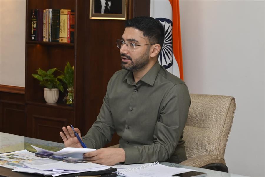 निष्पक्ष, स्वतंत्र और पारदर्शी ढंग से करवाई जाएंगी नगर परिषद और नगर पंचायत चुनाव : जिला चुनाव अधिकारी