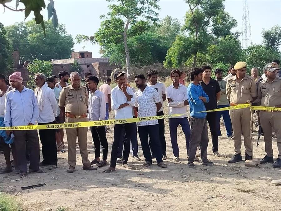 प्रयागराज में ट्रिपल मर्डर, एक ही परिवार के तीन लोगों की सिर कुचलकर ह*त्या