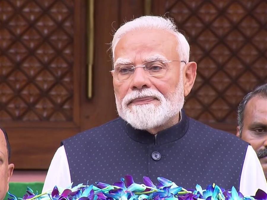 '56 साल का नौजवान नहीं, 28 साल का युवा देश को आगे बढ़ा रहा ', मॉनसून सत्र से पहले बोले पीएम मोदी