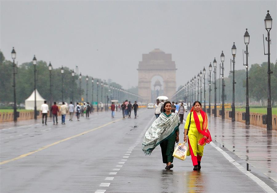 दिल्ली-एनसीआर में फिर बदलेगा मौसम का मिजाज, 26 सितंबर से बारिश के आसार, दो दिन बाद गिरेगा पारा