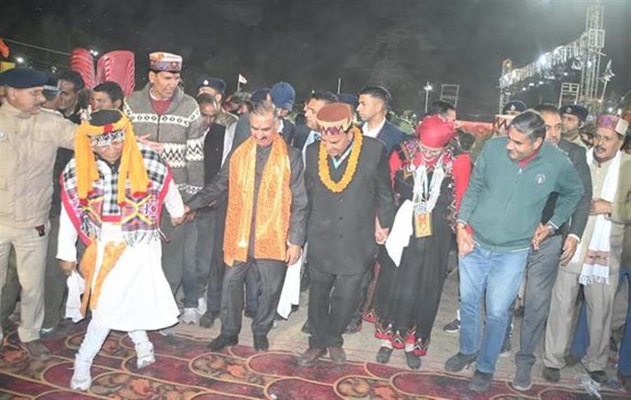 मुख्यमंत्री सुखविन्द्र सिंह सुक्खू की घोषणाएं, भुंतर में खुलेगा विद्युत सब-डिवीजन; सीवरेज के लिए 22 करोड़ रुपये मंजूर