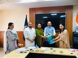 कैबिनेट मंत्री मोहिंदर भगत ने एस.ए.एस. नगर में ‘रंगला पंजाब’ विकास ग्रांटों की प्रगति की समीक्षा की