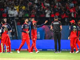 आईपीएल 2026 : इन दमदार रिकॉर्ड्स के साथ आरसीबी ने मारी खिताबी मुकाबले में एंट्री