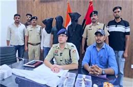पलवल में पुलिस-बदमाश मुठभेड़, एनकाउंटर के बाद हथियारों समेत 4 बदमाश दबोचे, बड़ी साजिश की नाकाम