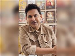 मनोज मुंतशिर ने प्रणीत मोरे केस पर जताई नाराजगी, बोले- 370 रुपए में नहीं तोली जा सकती लड़की की इज्जत