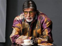 शब्दों को अपना रंग देकर बना देते हैं और खूबसूरत... आम लोगों की भाषा की रचनात्मकता को अमिताभ ने सराहा
