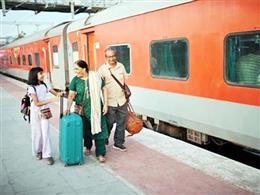 70% लोग ट्रैवल के दौरान करते हैं ये 6 गलतियां, हो जाते हैं हादसे का शिकार, जानें क्या ना करें