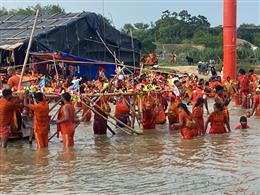 बिहार : कुमारसार नदी में उतरते ही कांवड़ियों की थकान होती है दूर, आस्था के सफर में प्रकृति का खूबसूरत संगम