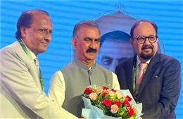 CM सुक्खू की वाराणसी में टूर ऑप्रेटर्स से खास अपील, पर्यटकों को दिखाएं हिमाचल के अनछुए पर्यटन स्थल