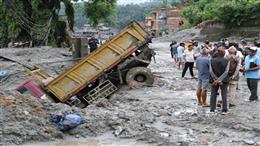 नेपाल में विनाशकारी बाढ़ का कहर, मृतकों की संख्या 900 के पार; 4,247 लोग अब भी लापता