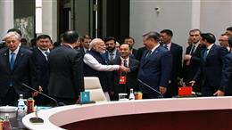 बिश्केक एससीओ समिट में मोदी और शी जिनपिंग आमने-सामने, हाथ मिलाकर किया अभिवादन