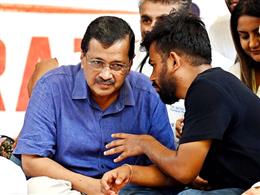अभिजीत दीपके की टीम पंजाब के स्कूल पहुंची, कैसा था अरविंद केजरीवाल का रिएक्शन