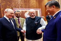 BRICS में दिखी 'पावर तिकड़ी' : एक फ्रेम में मोदी, पुतिन और शी