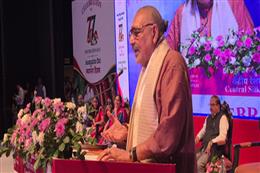 केंद्र सरकार देश के रेशम उत्पादन क्षेत्र के विस्तार के लिए प्रतिबद्ध, उत्पादन 2030-31 तक 60,000 मीट्रिक टन तक बढ़ाने का टारगेट