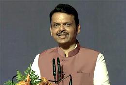 महाराष्ट्र के 265 तालुके सूखाग्रस्त घोषित, सीएम फडणवीस ने राहत उपायों का किया ऐलान
