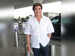 कोलकाता लौटकर पुराने दोस्तों से मिले राज बब्बर, बोले- 'सिटी ऑफ जॉय' हमेशा मेरे दिल के करीब है