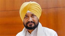 ‘मौसम बदला है तो पंजाब की किस्मत भी बदलेगी’, परगट सिंह की ताजपोशी पर बोले चन्नी
