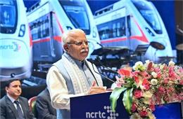 नमो भारत को 'राष्ट्र-नमन' से जोड़कर मनोहर लाल ने दी नई मिसाल; केंद्रीय मंत्री ने राष्ट्रीय राजधानी क्षेत्र परिवहन निगम के अधिकारियों व कर्मचारियों को दी जानकारी