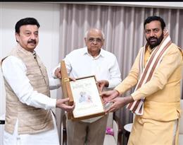 गुजरात में बनेगा हरियाणा भवन, प्रवासी हरियाणावासियों की समस्याओं के समाधान के लिए बनेगा विशेष पोर्टल