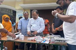अमेठी में मेले का खस्ता खाने से 102 लोग बीमार, 17 मेडिकल कॉलेज में भर्ती