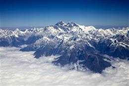 नेपाल की 6 और चोटियों को 8,000 मीटर से ऊंचे पर्वतों की सूची में शामिल कराने की पहल